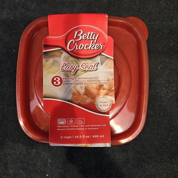 Betty Crocker Other - Betty Crocker 3 Pack Storage Containers Easy Seal 2 Cups 16.5 fl oz 488 ml‎ NEW
